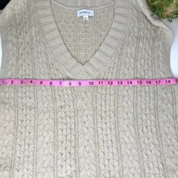 Evereve Sweater Vest Cable Knit V Neck Sleeveless Cream Beige Neutral Large NWOT - Picture 5 of 7